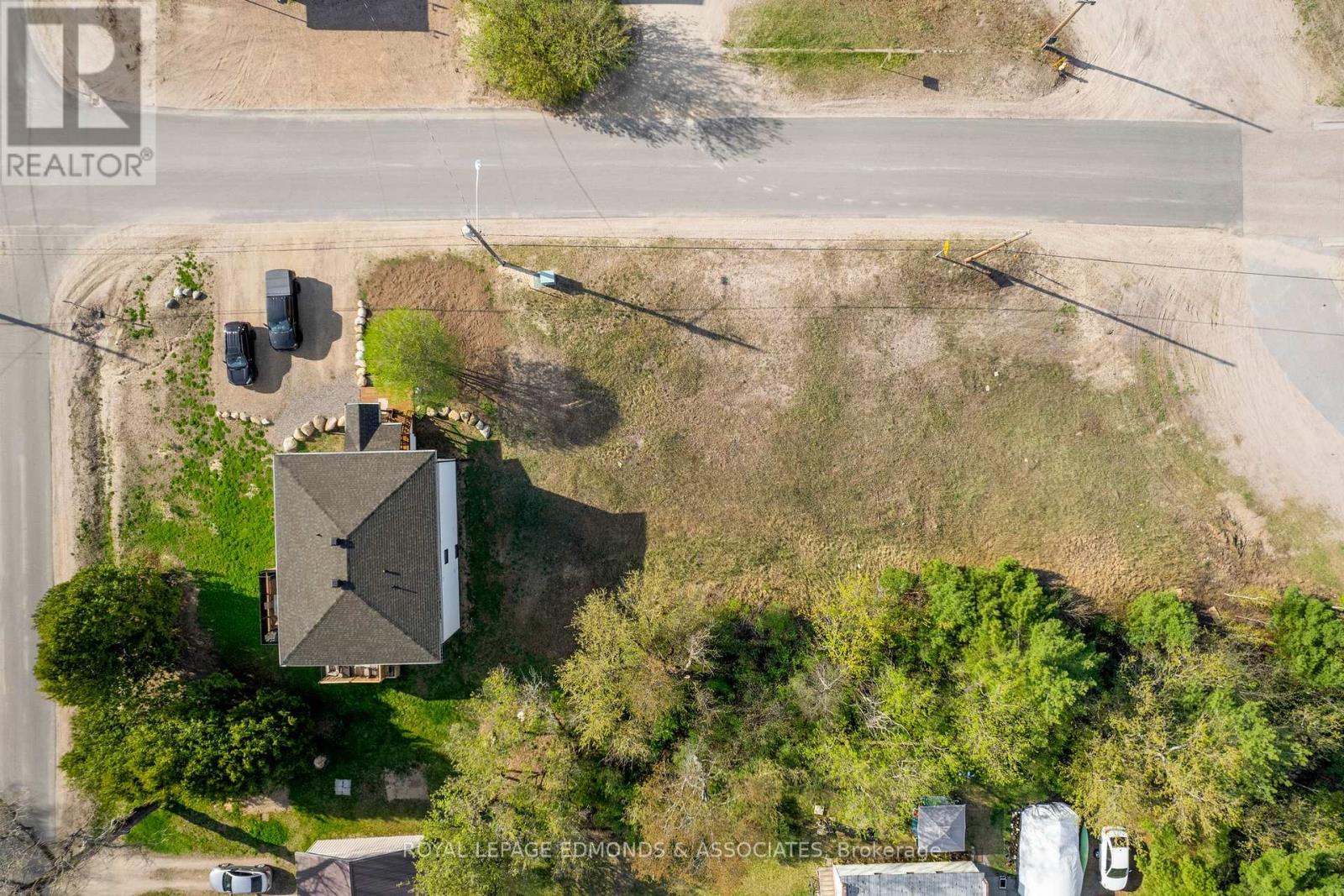 0 Albert Street, Laurentian Hills, Ontario  K0J 1P0 - Photo 5 - X12421800