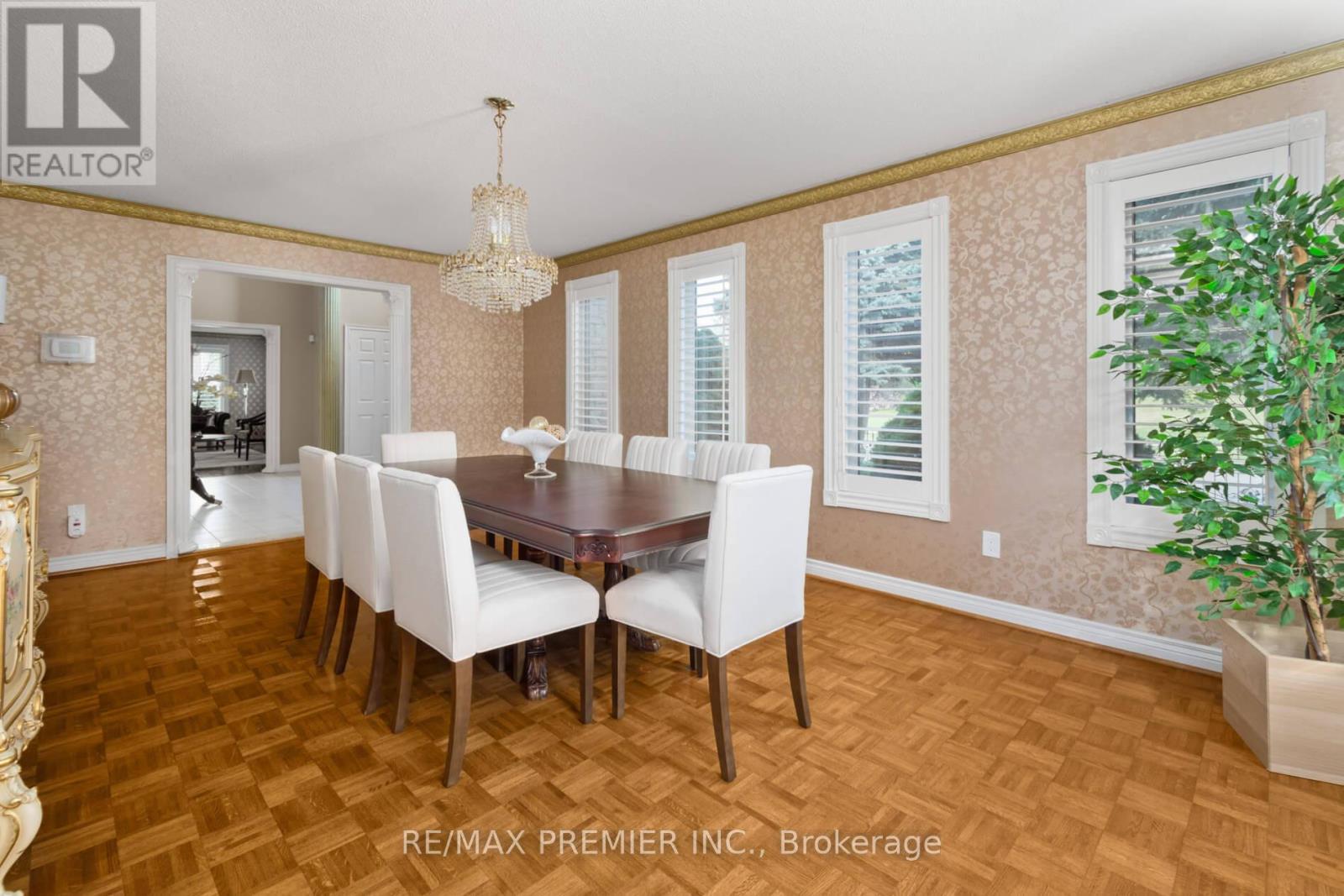 1 Radley Street, Vaughan (East Woodbridge), Ontario  L4L 8J7 - Photo 12 - N12421654