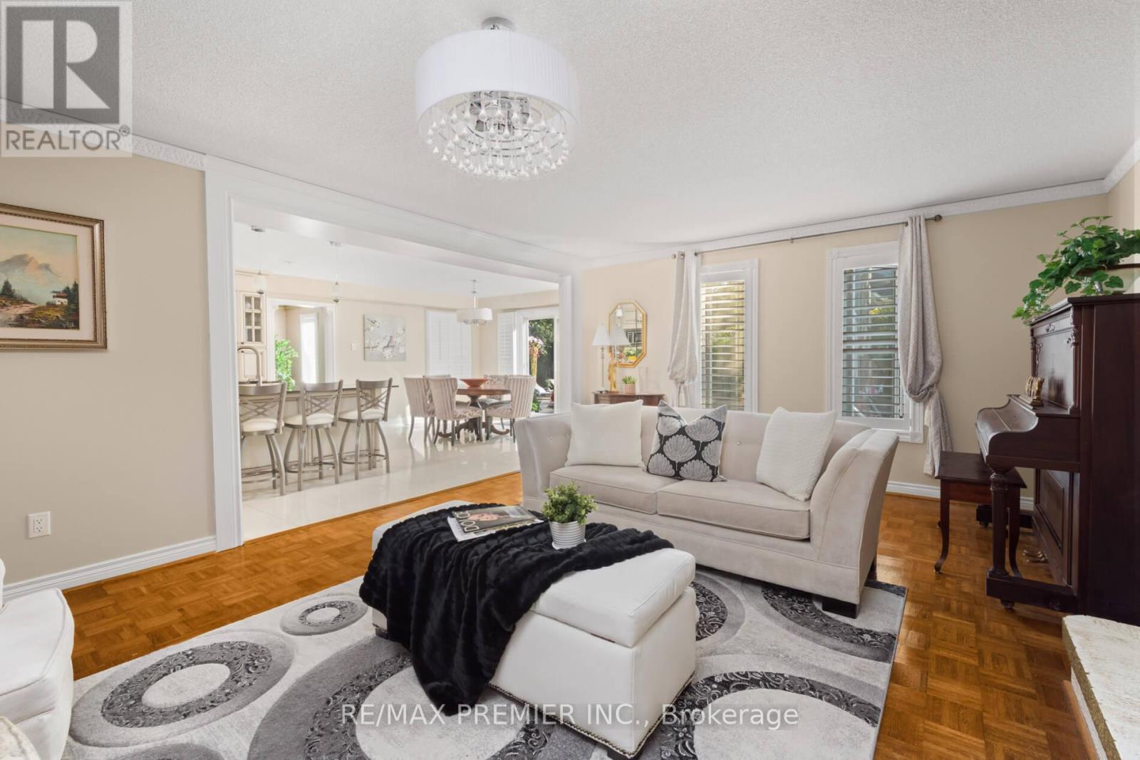 1 Radley Street, Vaughan (East Woodbridge), Ontario  L4L 8J7 - Photo 16 - N12421654