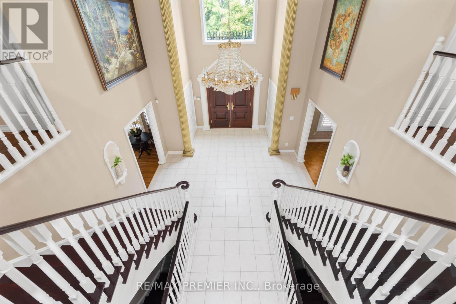 1 Radley Street, Vaughan (East Woodbridge), Ontario  L4L 8J7 - Photo 25 - N12421654