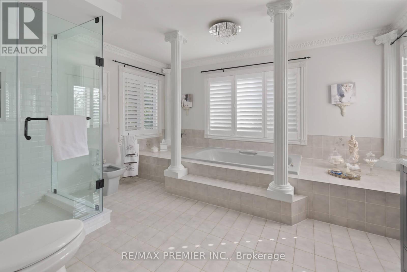 1 Radley Street, Vaughan (East Woodbridge), Ontario  L4L 8J7 - Photo 30 - N12421654