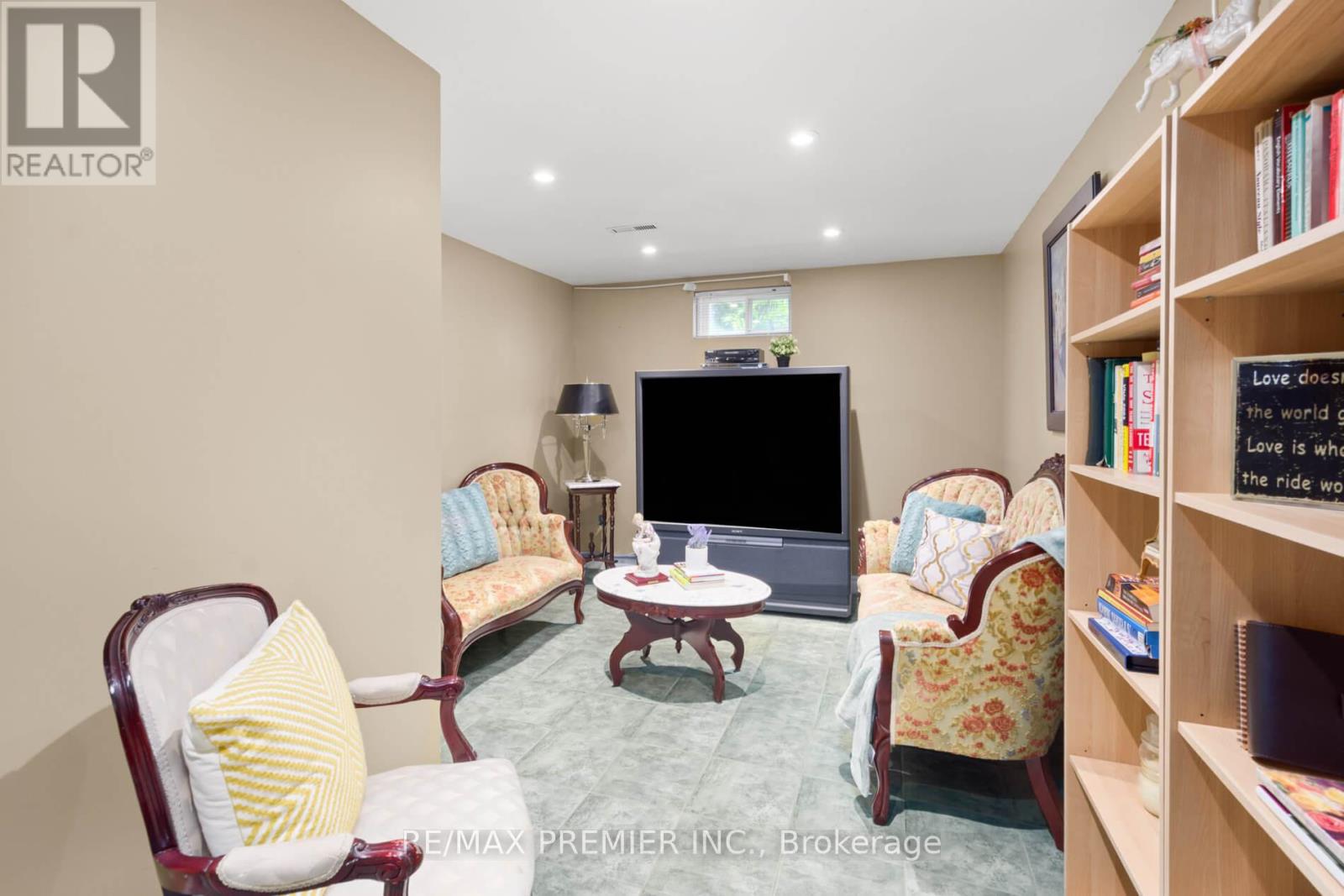 1 Radley Street, Vaughan (East Woodbridge), Ontario  L4L 8J7 - Photo 41 - N12421654