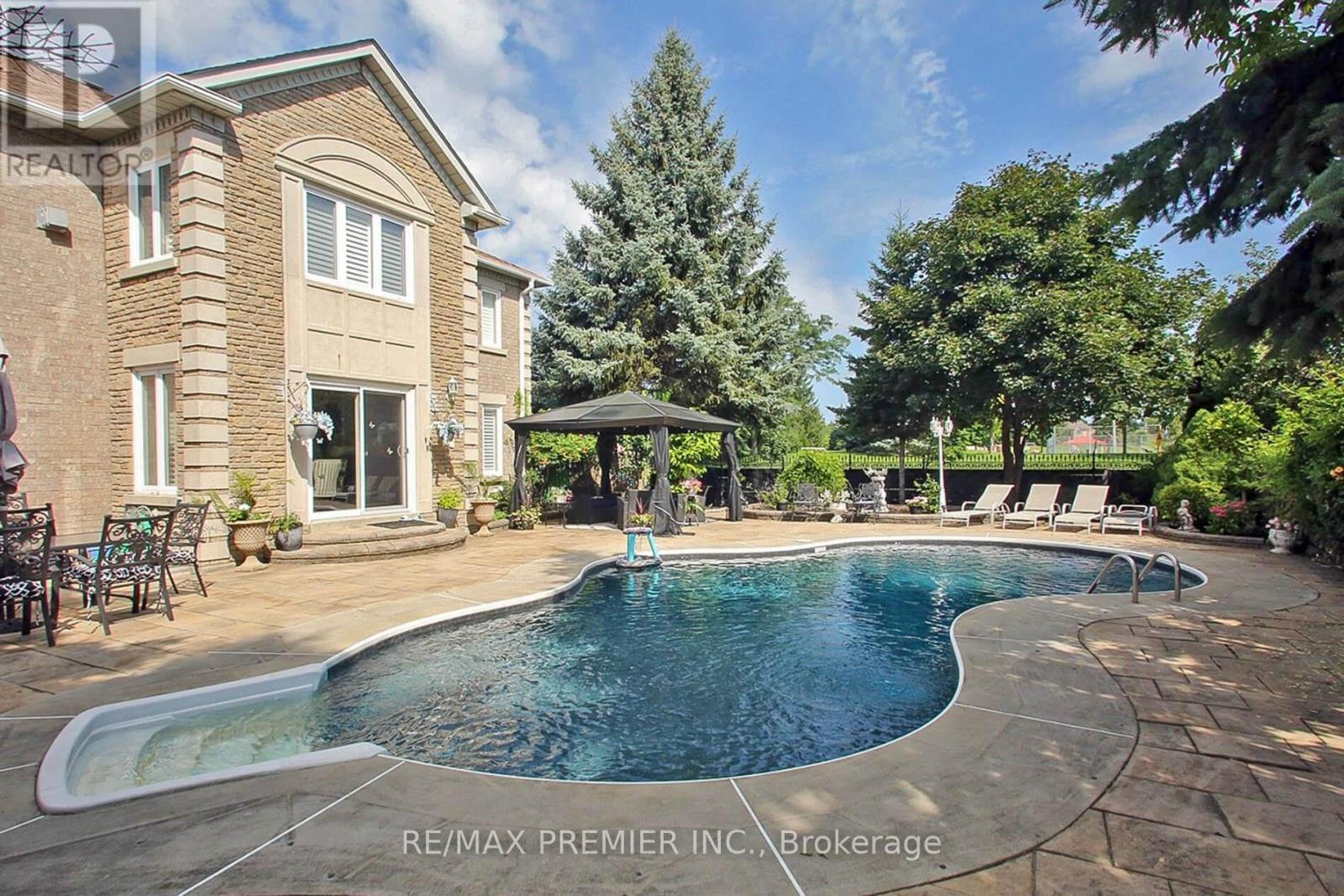 1 Radley Street, Vaughan (East Woodbridge), Ontario  L4L 8J7 - Photo 45 - N12421654
