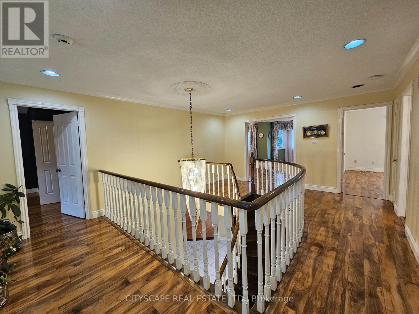 406 Weldrick Road E, Richmond Hill, Ontario  L4B 2M8 - Photo 15 - N12421690