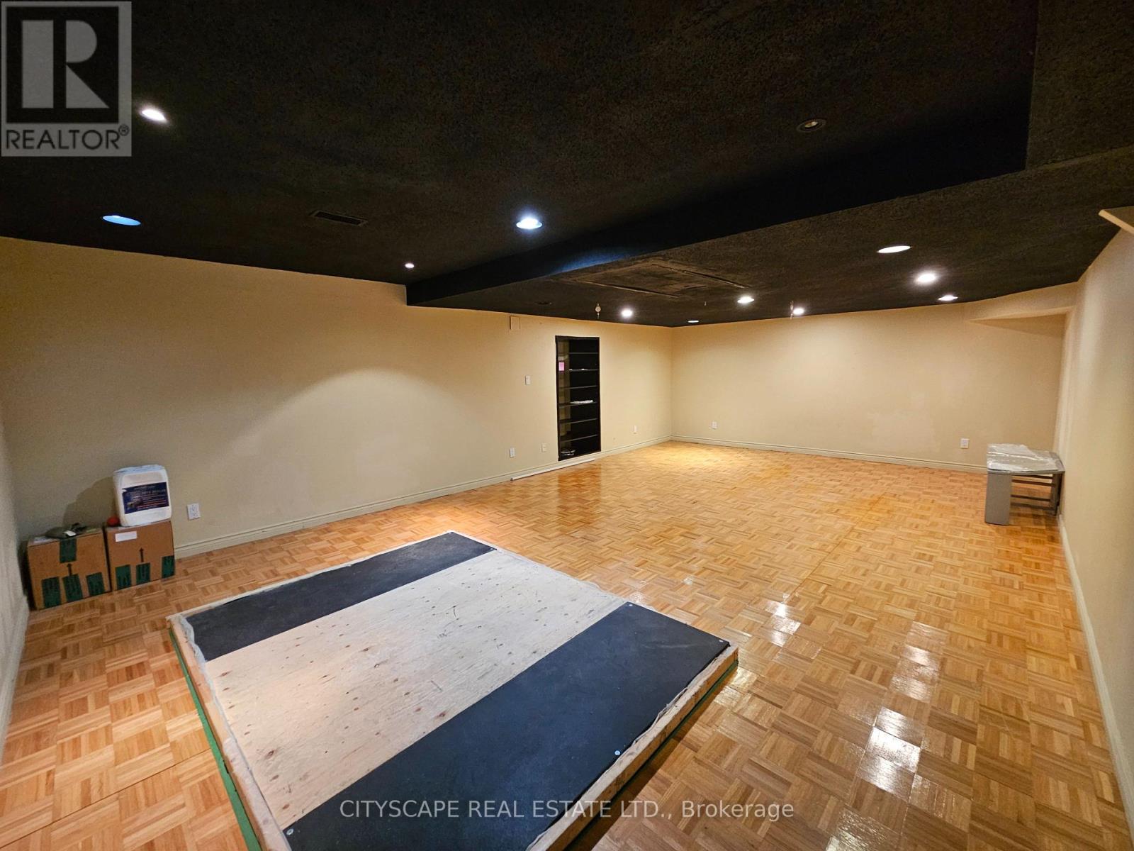 406 Weldrick Road E, Richmond Hill, Ontario  L4B 2M8 - Photo 32 - N12421690