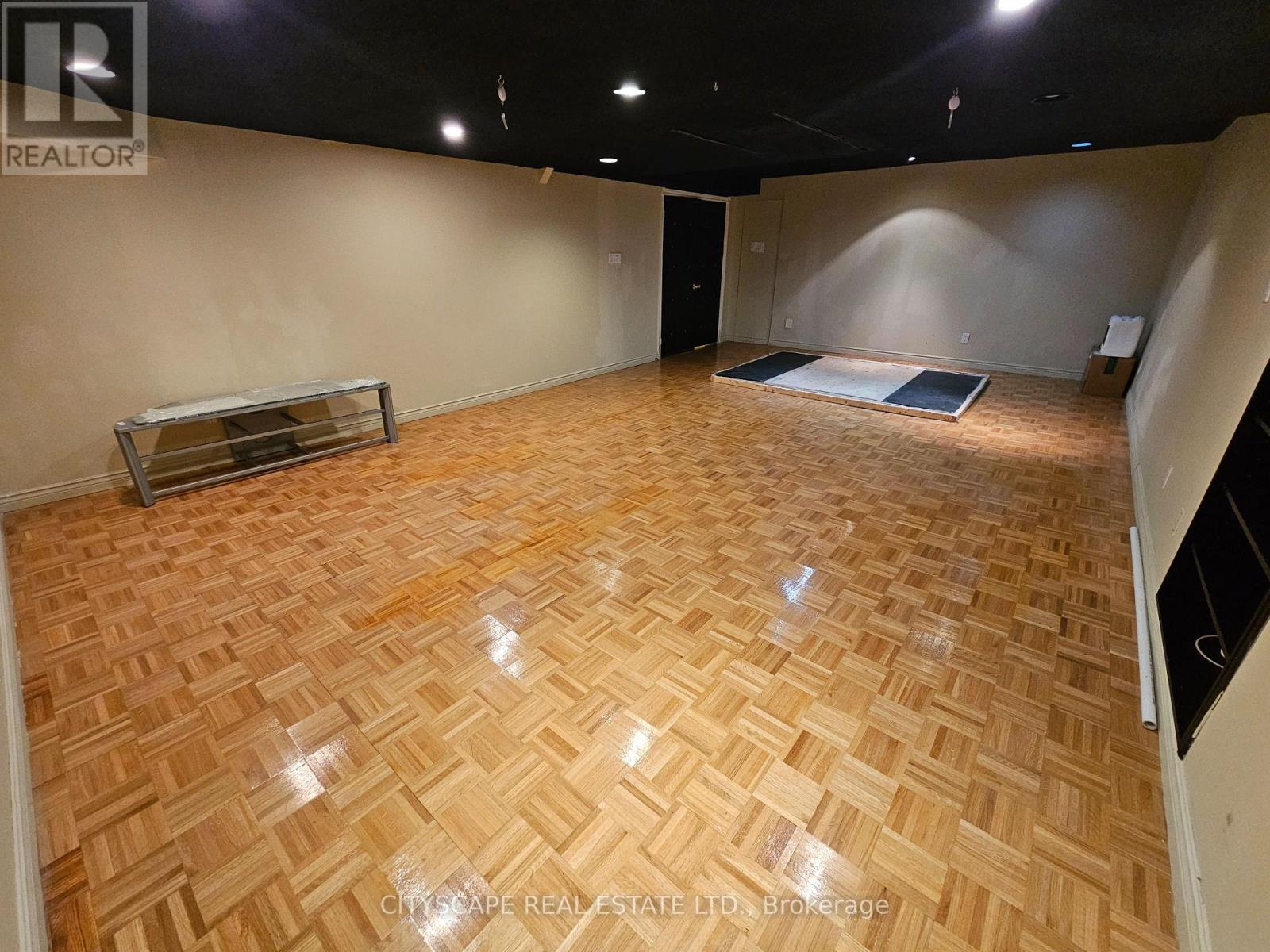 406 Weldrick Road E, Richmond Hill, Ontario  L4B 2M8 - Photo 33 - N12421690