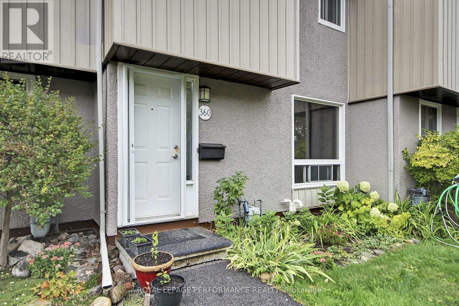 360 WOODFIELD DRIVE, Ottawa, Ontario