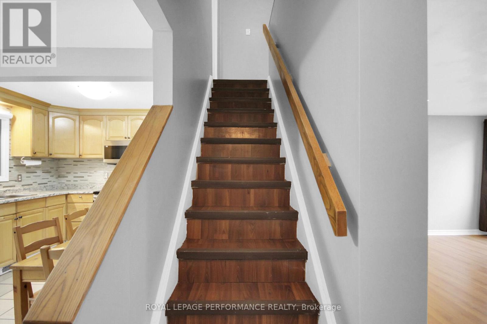 360 Woodfield Drive, Ottawa, Ontario  K2G 3W9 - Photo 16 - X12421738