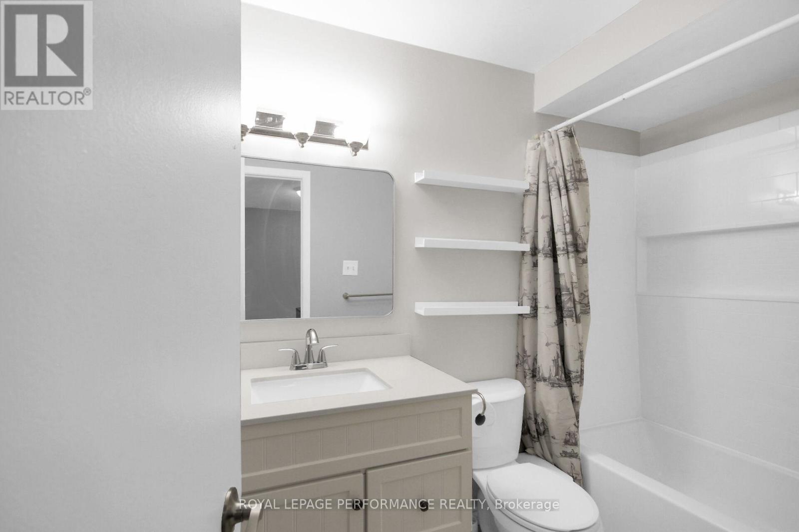 360 Woodfield Drive, Ottawa, Ontario  K2G 3W9 - Photo 24 - X12421738