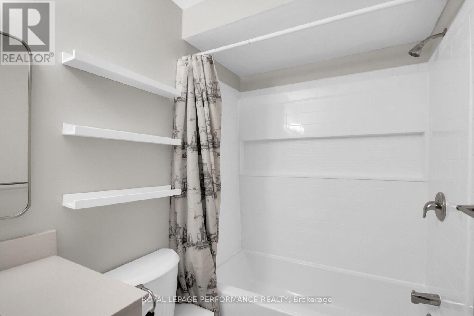 360 Woodfield Drive, Ottawa, Ontario  K2G 3W9 - Photo 25 - X12421738