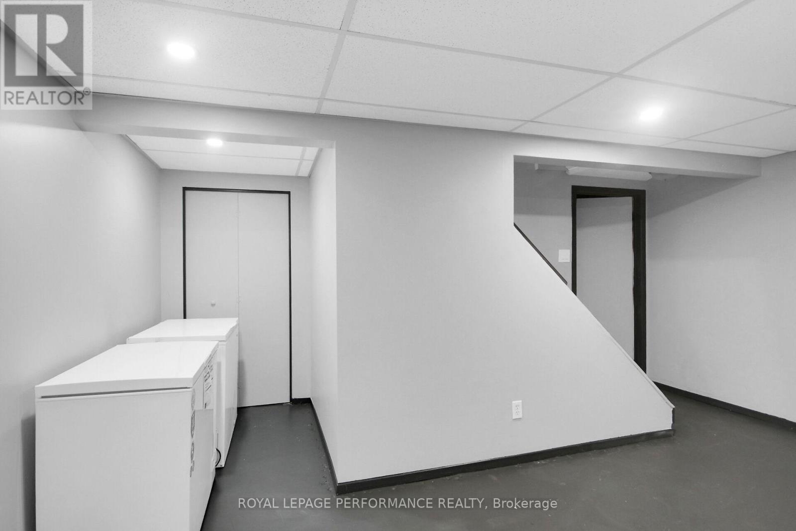 360 Woodfield Drive, Ottawa, Ontario  K2G 3W9 - Photo 28 - X12421738