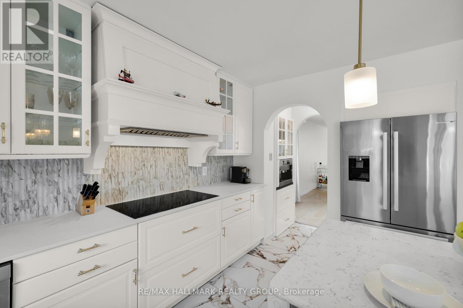 16 Allenby Road, Ottawa, Ontario  K2K 2H2 - Photo 15 - X12421768