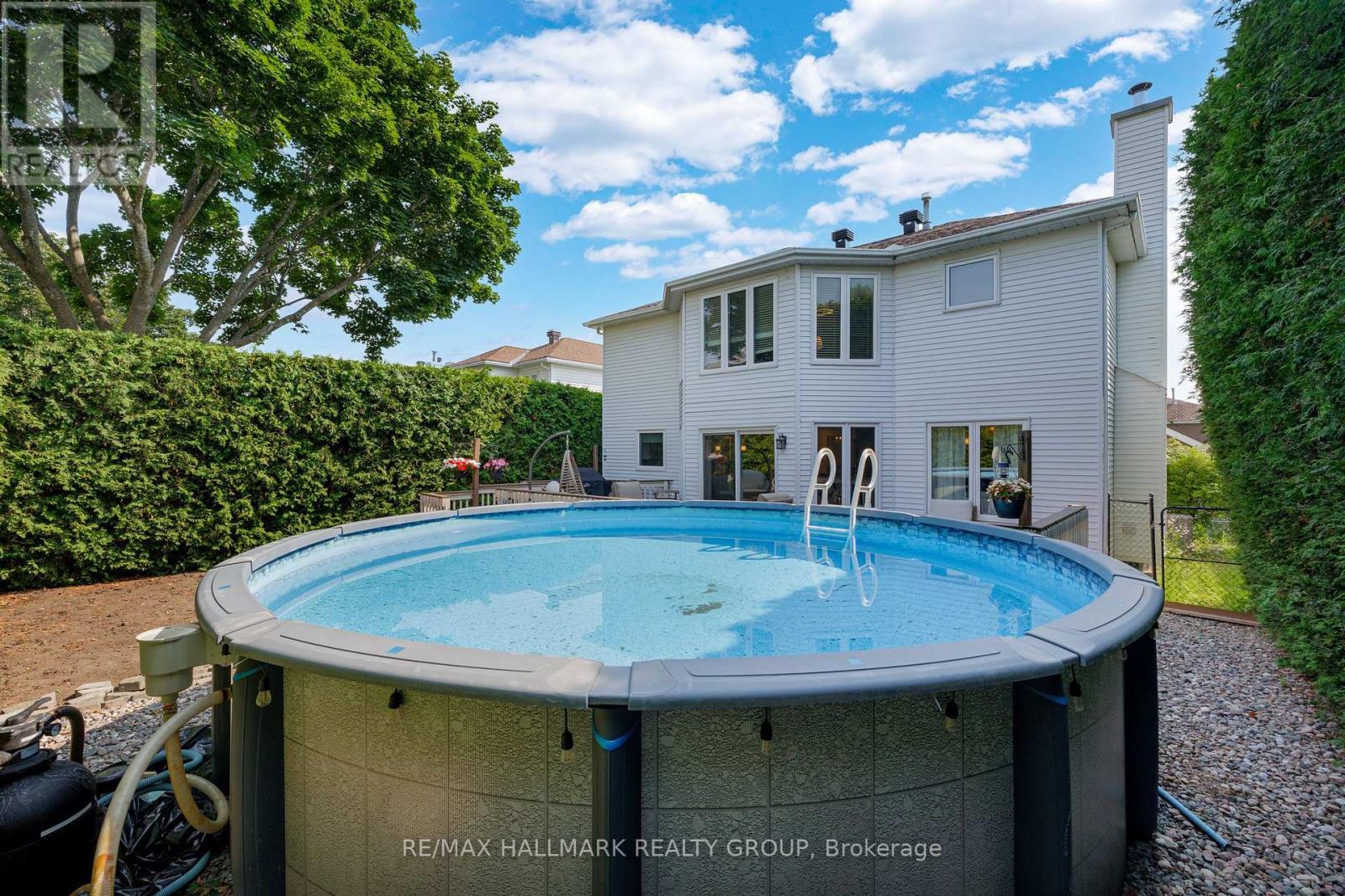 16 Allenby Road, Ottawa, Ontario  K2K 2H2 - Photo 37 - X12421768