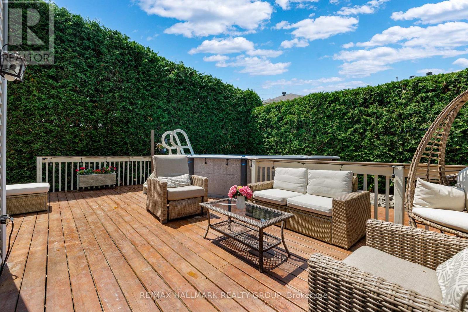 16 Allenby Road, Ottawa, Ontario  K2K 2H2 - Photo 38 - X12421768