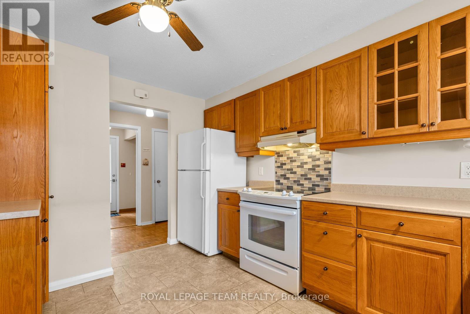 153 David Drive, Ottawa, Ontario  K2G 2N6 - Photo 12 - X12421830