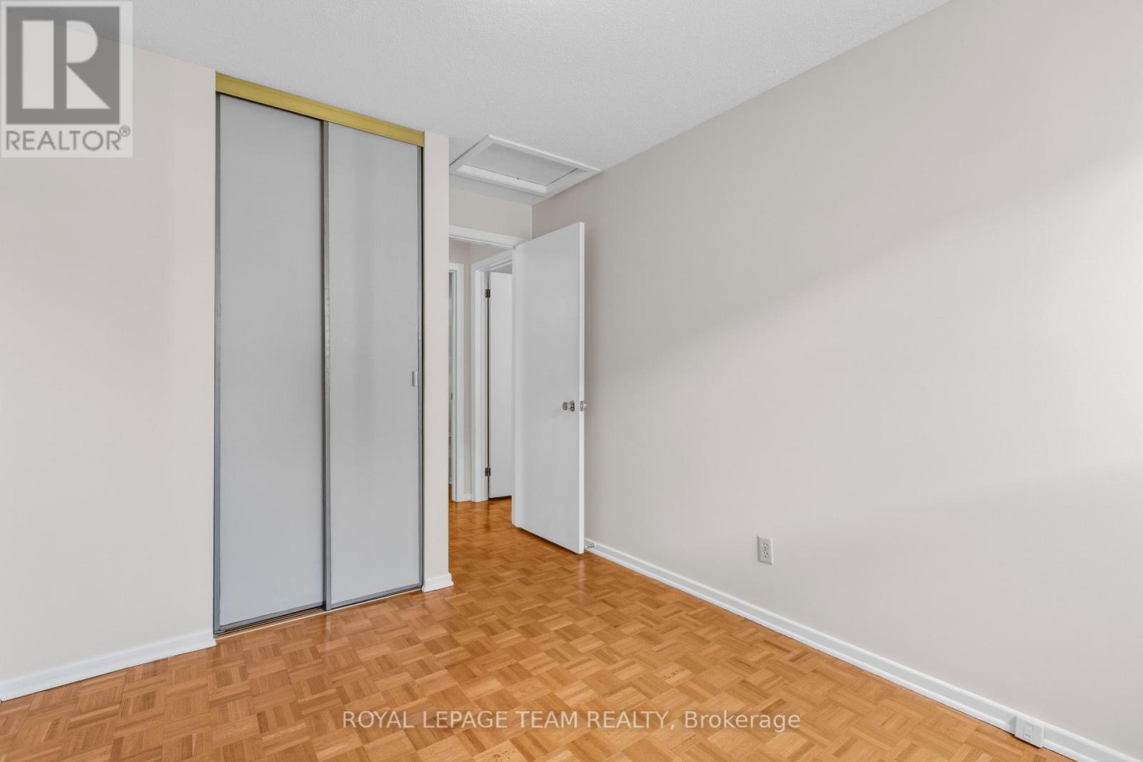 153 David Drive, Ottawa, Ontario  K2G 2N6 - Photo 19 - X12421830