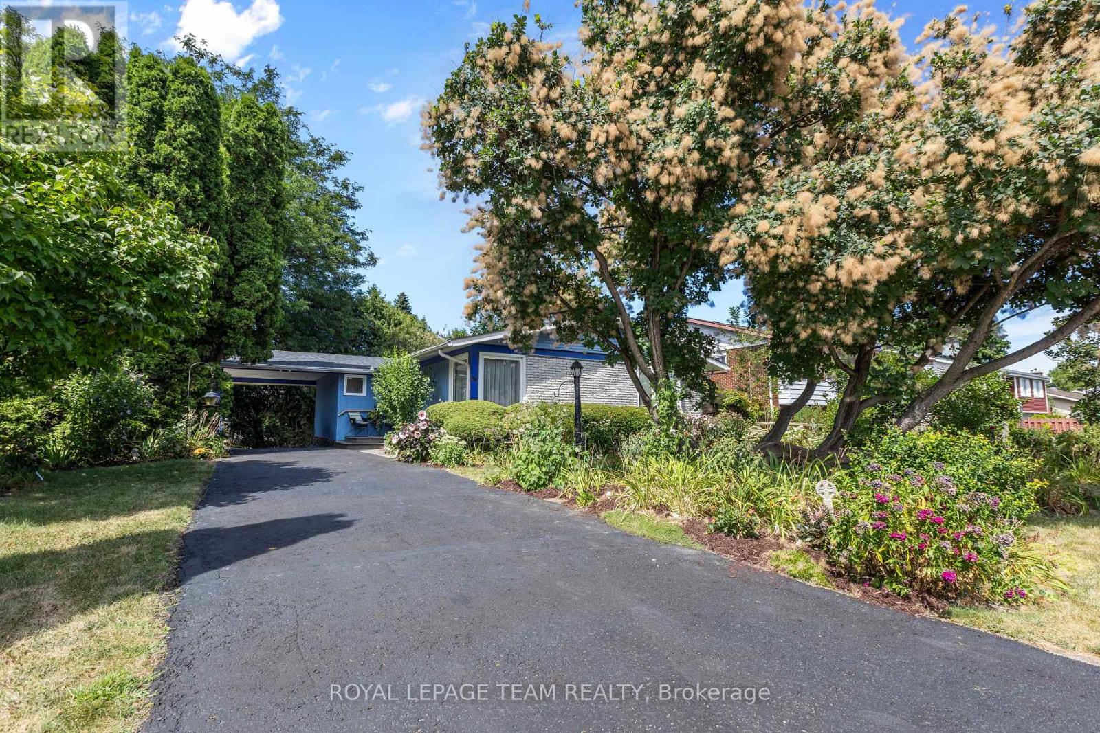 153 David Drive, Ottawa, Ontario  K2G 2N6 - Photo 2 - X12421830