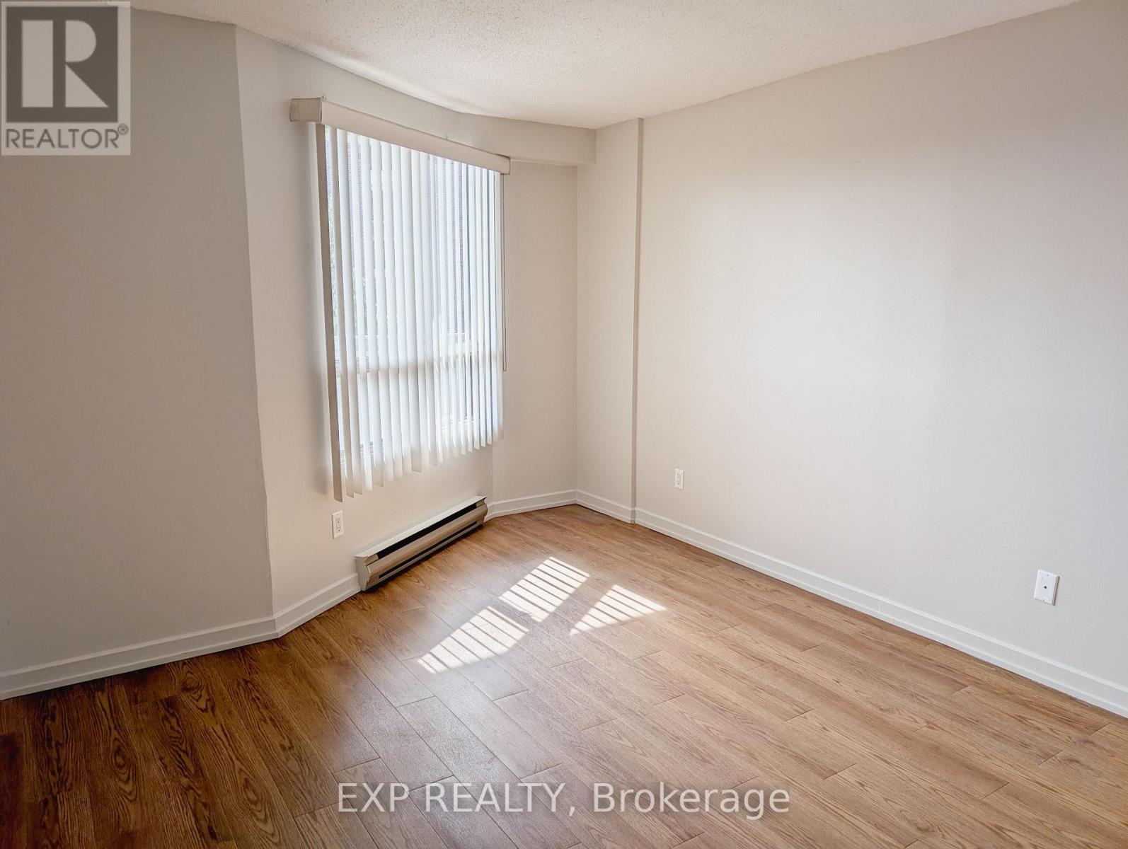 617 - 1320 Richmond Road, Ottawa, Ontario  K2B 8L3 - Photo 10 - X12421844