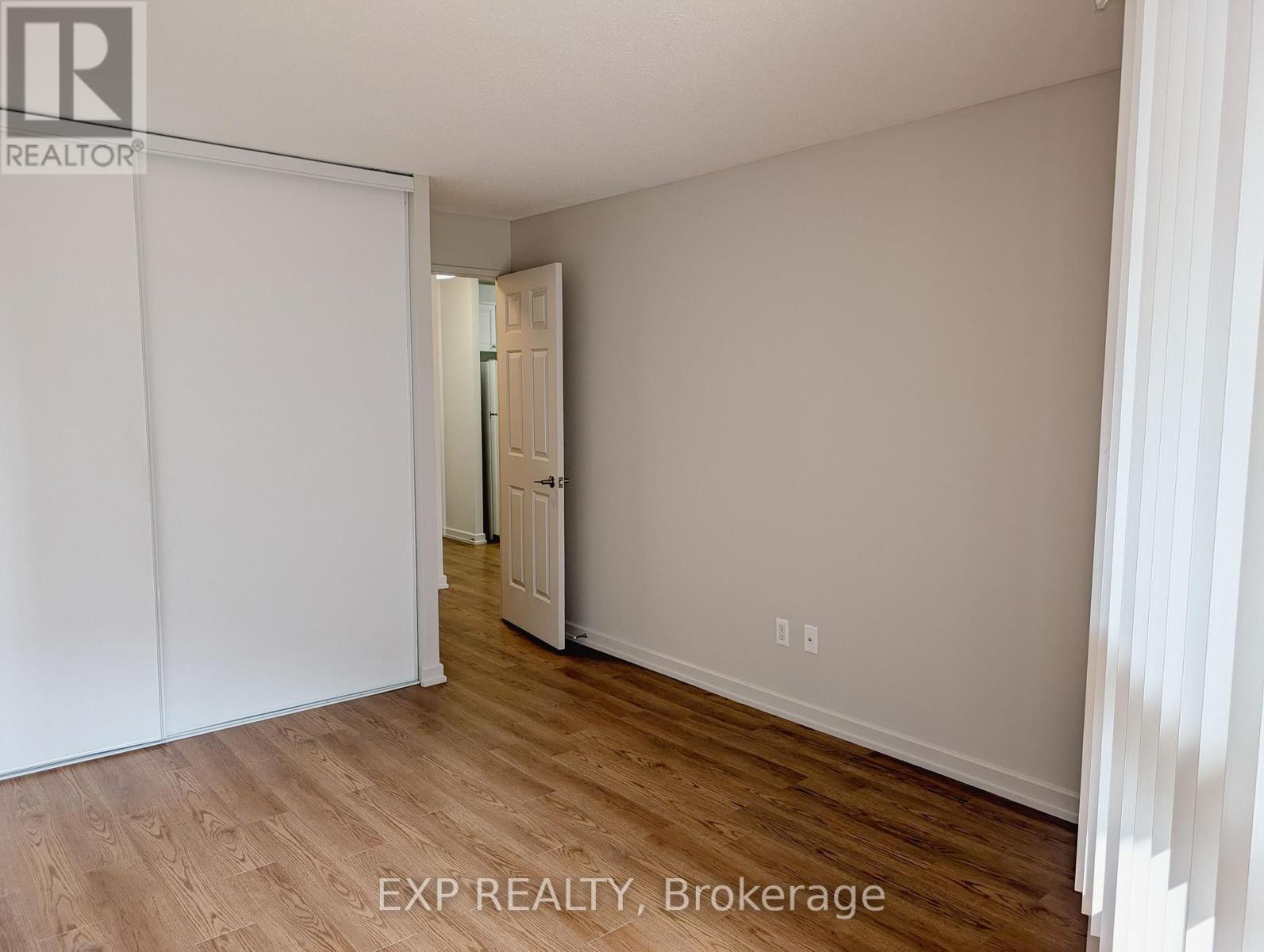 617 - 1320 Richmond Road, Ottawa, Ontario  K2B 8L3 - Photo 12 - X12421844