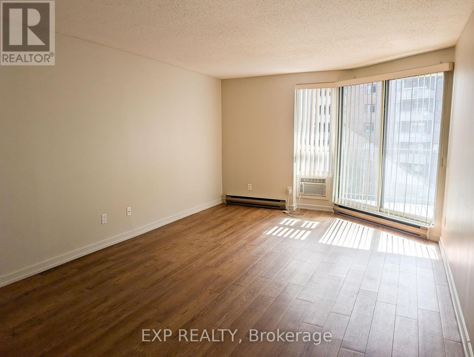 617 - 1320 Richmond Road, Ottawa, Ontario  K2B 8L3 - Photo 14 - X12421844