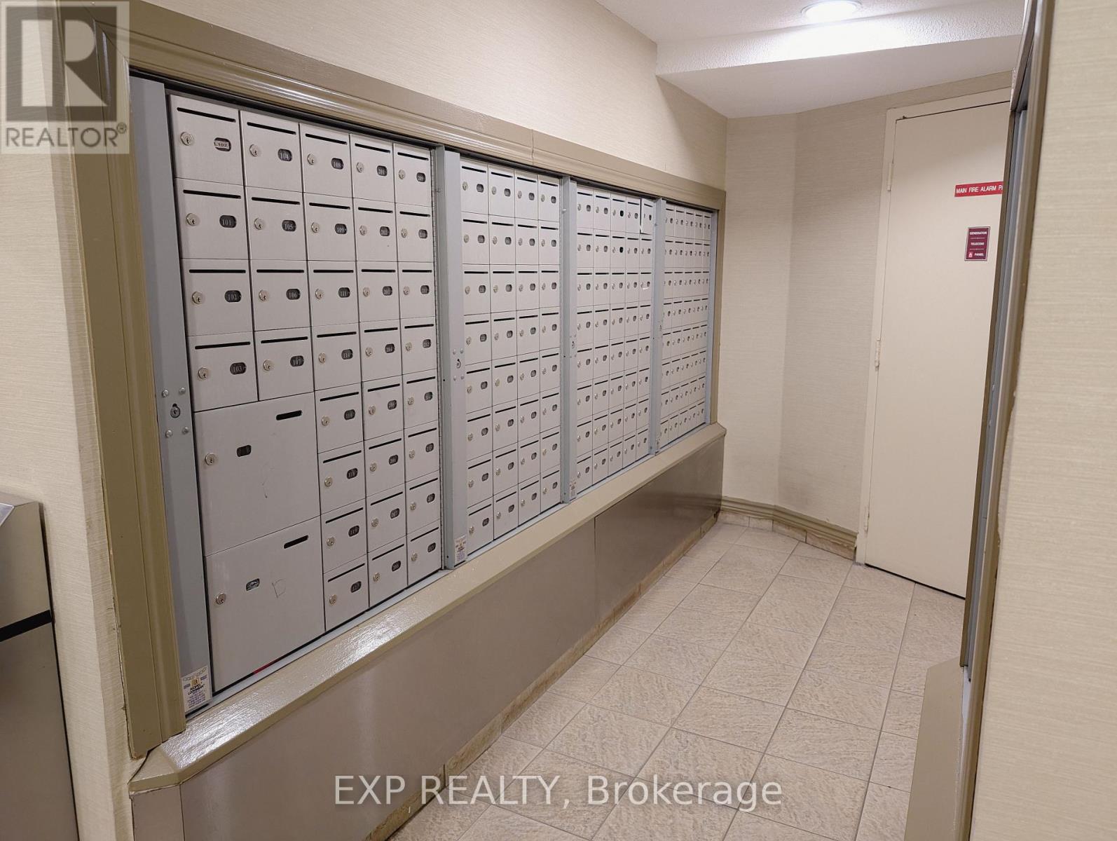 617 - 1320 Richmond Road, Ottawa, Ontario  K2B 8L3 - Photo 4 - X12421844