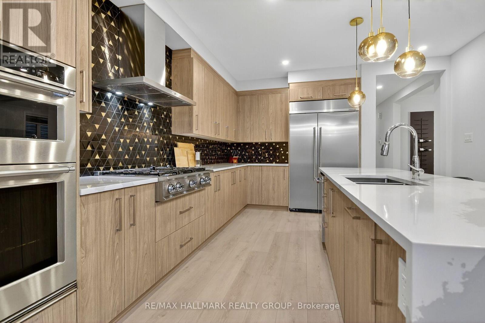 720 Cappamore Drive, Ottawa, Ontario  K2J 6W3 - Photo 14 - X12421863