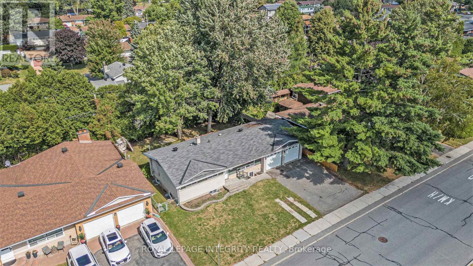 33 Majestic Drive, Ottawa, Ontario  K2G 1C6 - Photo 29 - X12421866