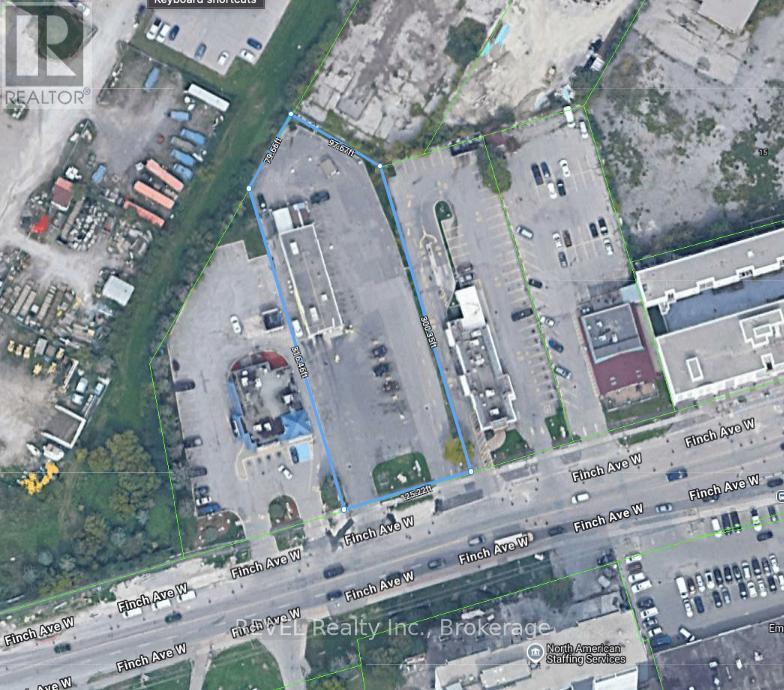 2370 Finch Avenue W, Toronto (Humber Summit), Ontario  M9M 2C7 - Photo 2 - W12421833