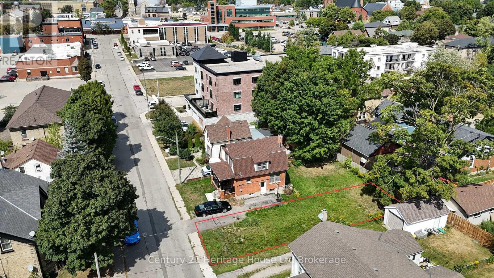 77 Metcalf Street, Woodstock, Ontario  N4S 3E9 - Photo 3 - X12419662