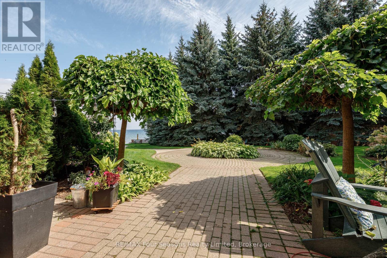 310 - 16 Raglan Street, Collingwood, Ontario  L9Y 4Y2 - Photo 8 - S12421786