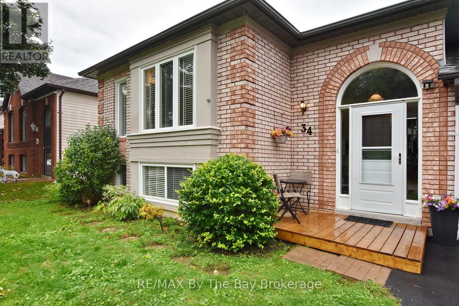 Property at 34 HARBOUR CRESCENT image 2