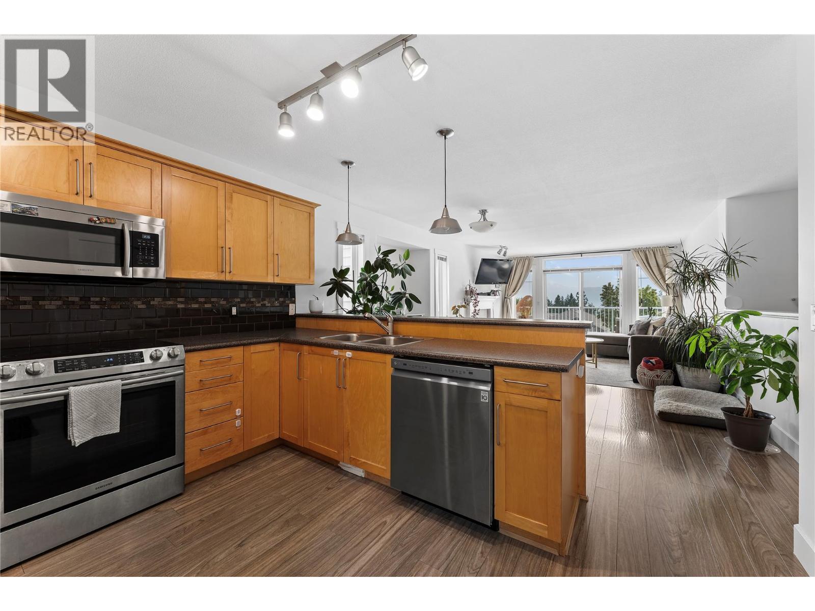 2334 Shannon Heights Place, West Kelowna, British Columbia  V4T 2V2 - Photo 4 - 10363849