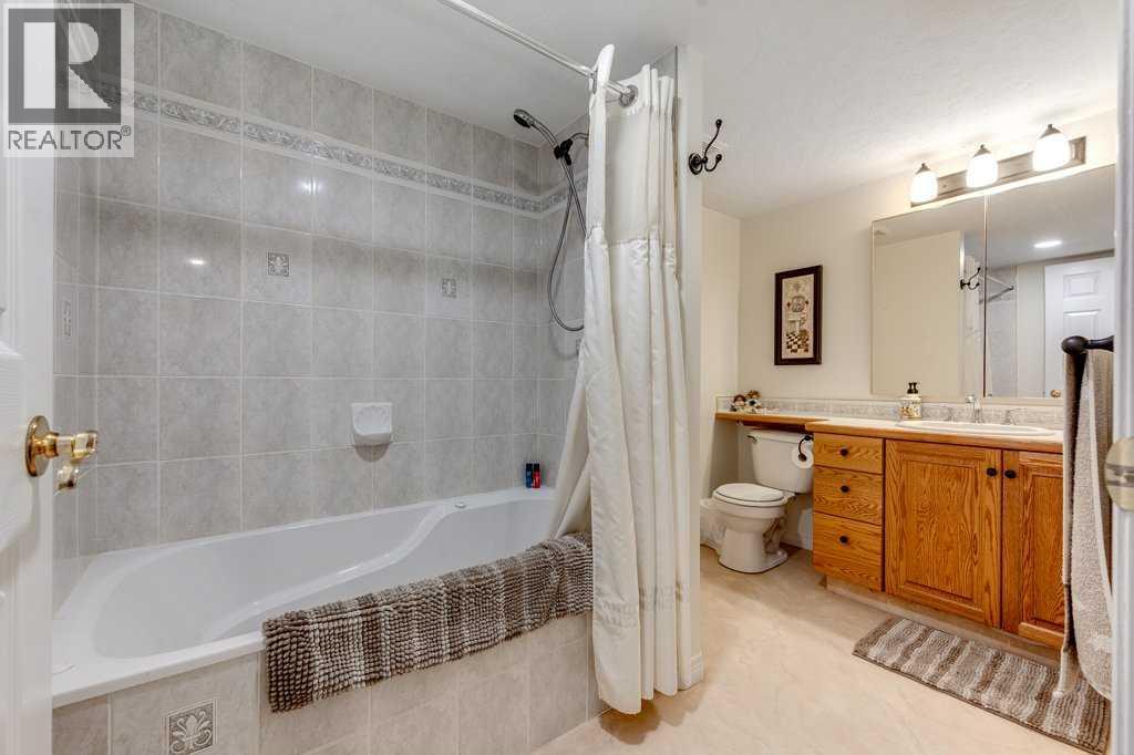13 Dillon Close, Red Deer, Alberta  T4R 2X7 - Photo 33 - A2249089