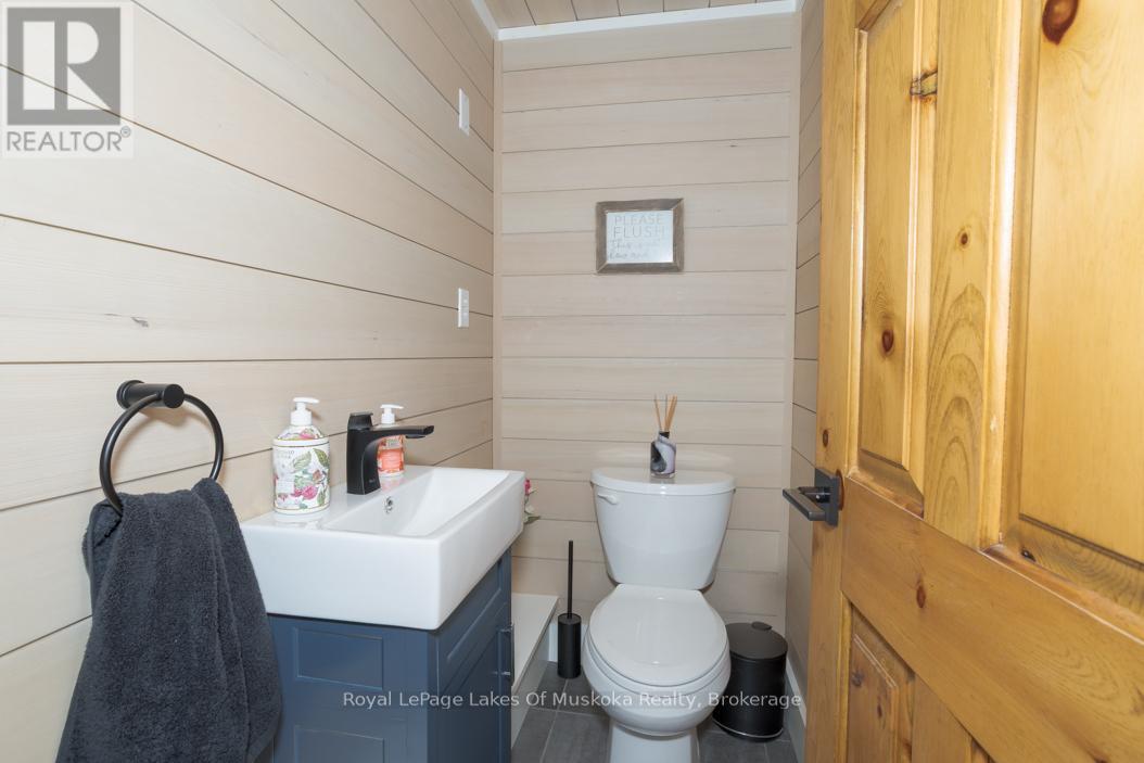 181 Dill Street, Bracebridge, Ontario  P1L 1E6 - Photo 18 - X12421846