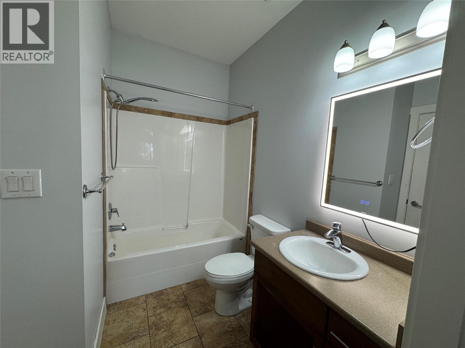 1701 Menzies Street Unit# 302, Merritt, British Columbia  V1K 1B8 - Photo 23 - 10356405