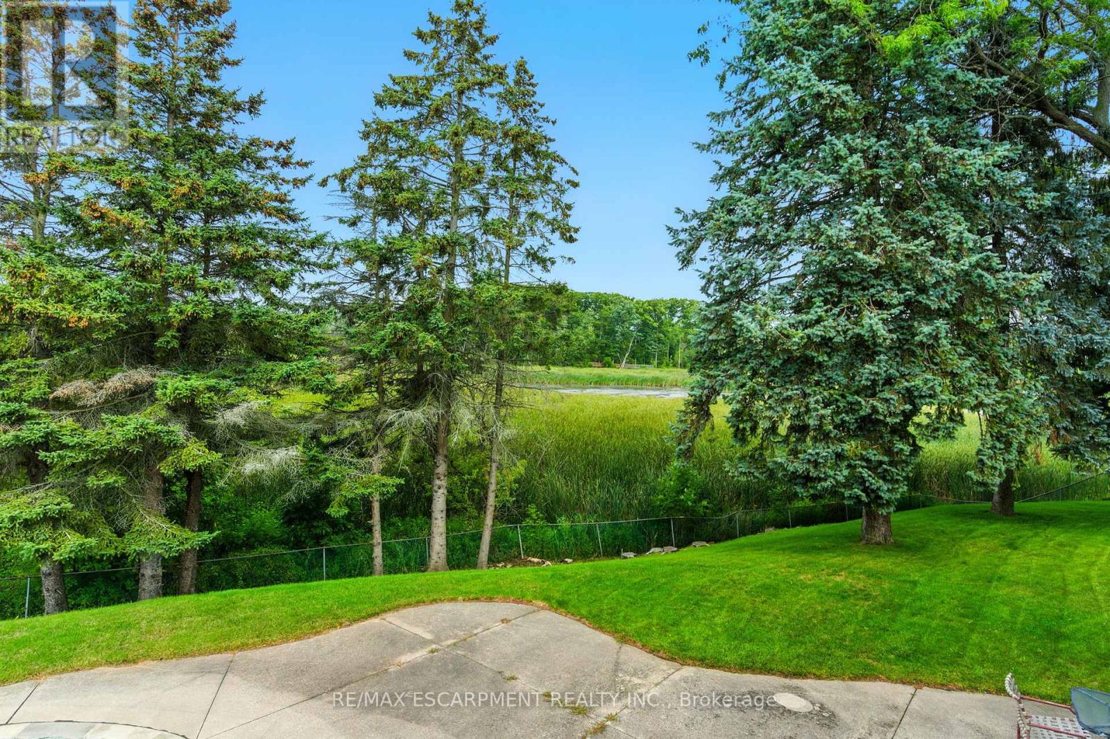 1401 Captain Court, Mississauga, Ontario  L5J 1A9 - Photo 40 - W12421658