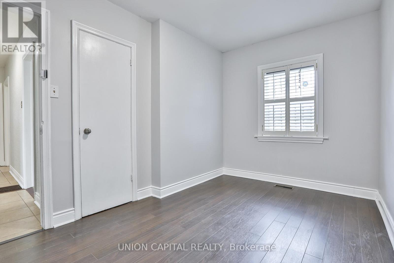 38 Claver Avenue, Toronto, Ontario  M6B 2V8 - Photo 14 - W12421668