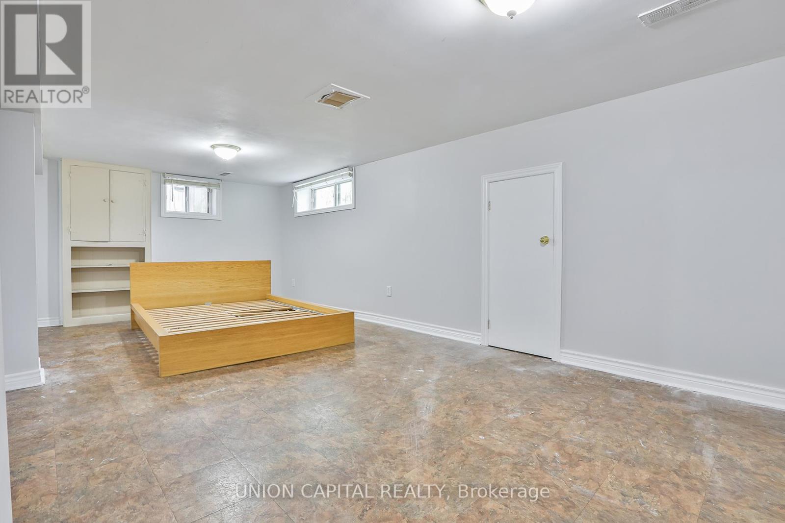 38 Claver Avenue, Toronto, Ontario  M6B 2V8 - Photo 20 - W12421668