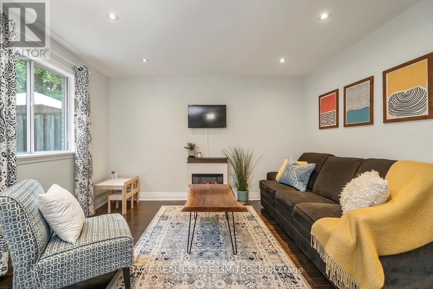 16 - 3308 The Credit Woodlands, Mississauga, Ontario  L5C 2J8 - Photo 16 - W12421677
