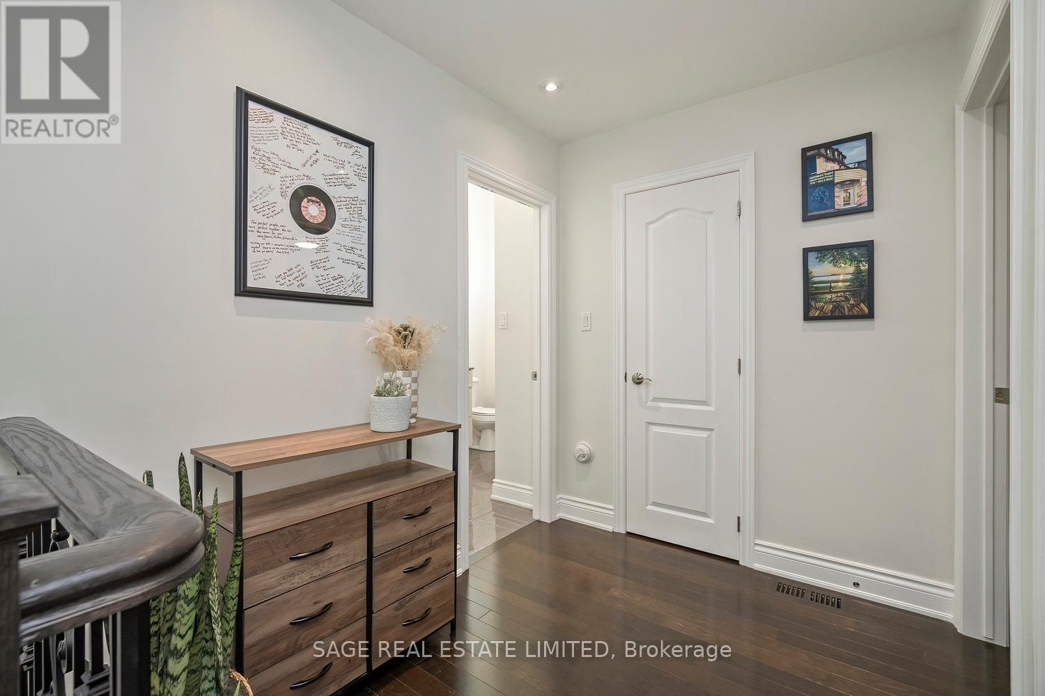16 - 3308 The Credit Woodlands, Mississauga, Ontario  L5C 2J8 - Photo 20 - W12421677