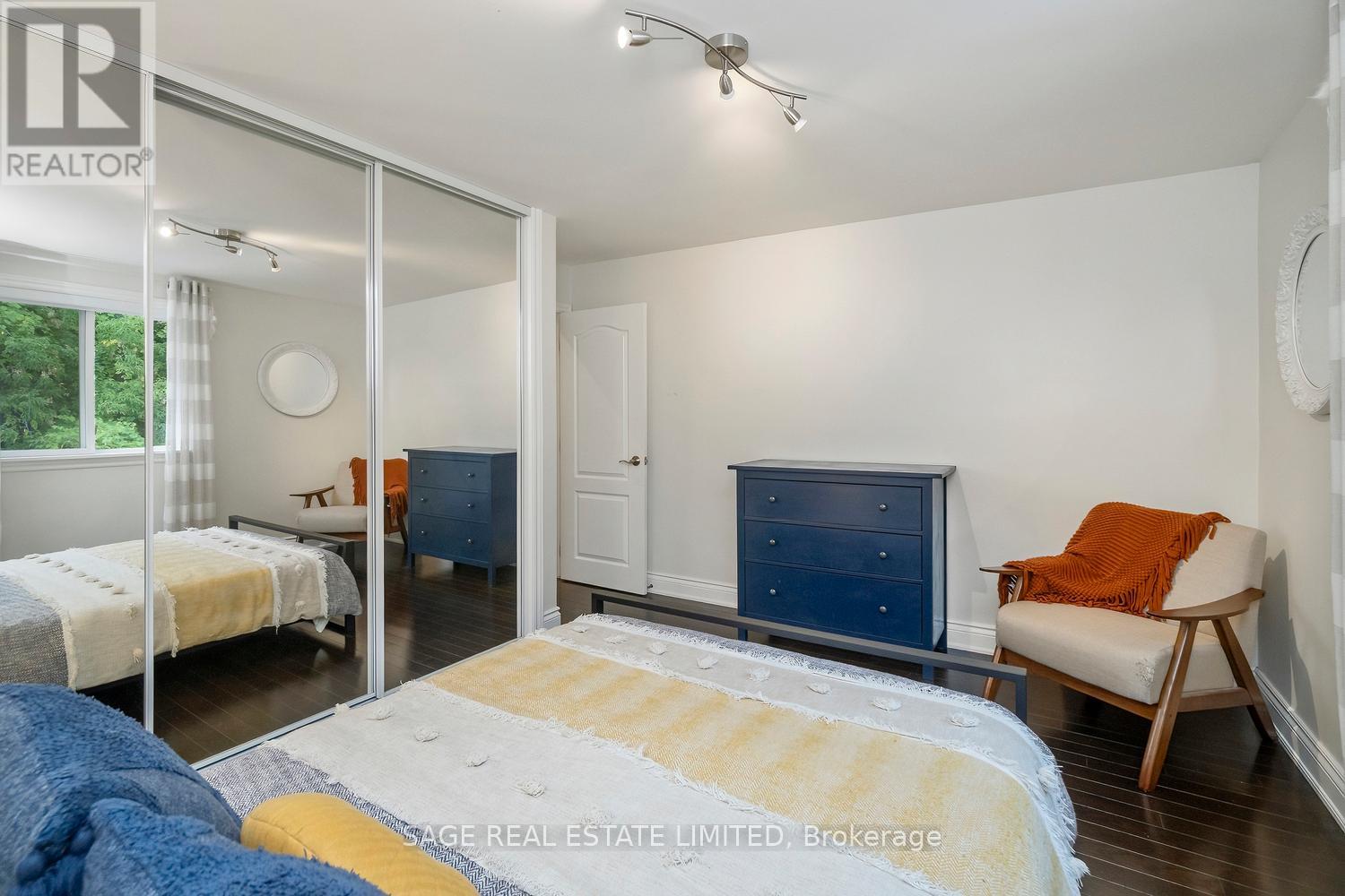 16 - 3308 The Credit Woodlands, Mississauga, Ontario  L5C 2J8 - Photo 26 - W12421677