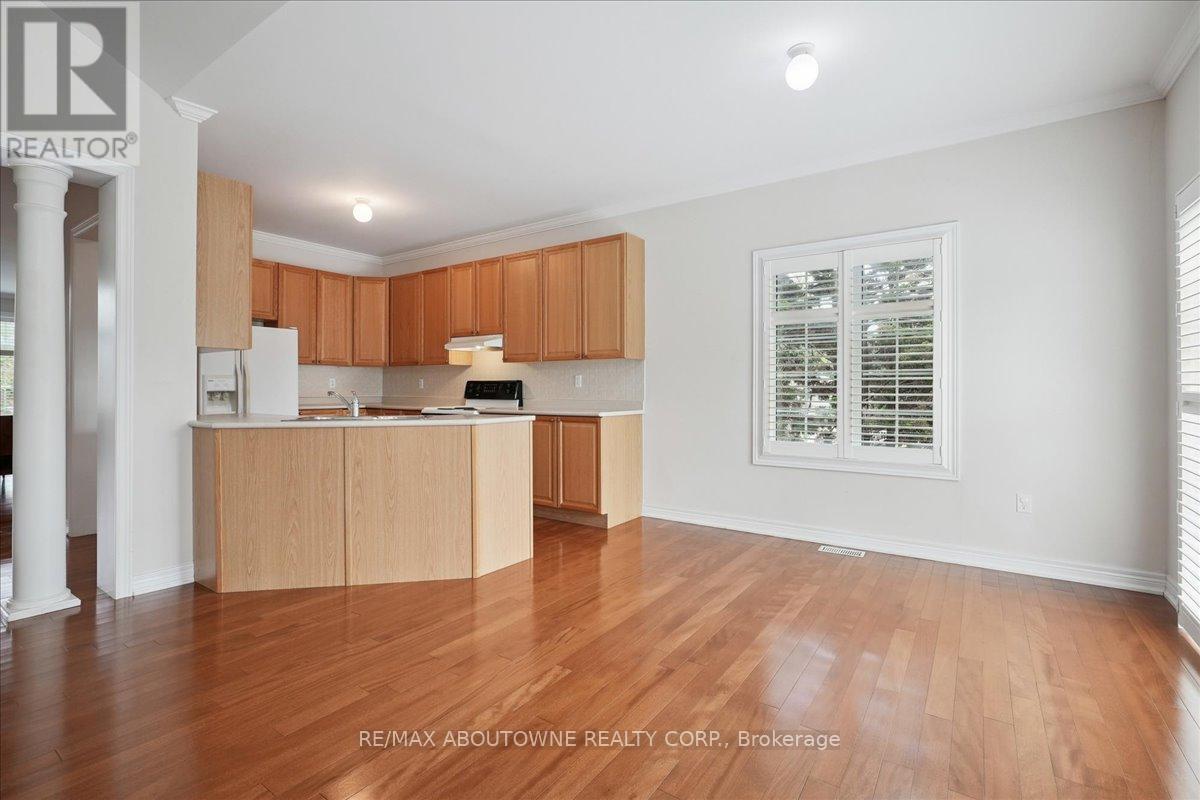 2348 Tesla Crescent, Oakville, Ontario  L6H 7T5 - Photo 17 - W12421696