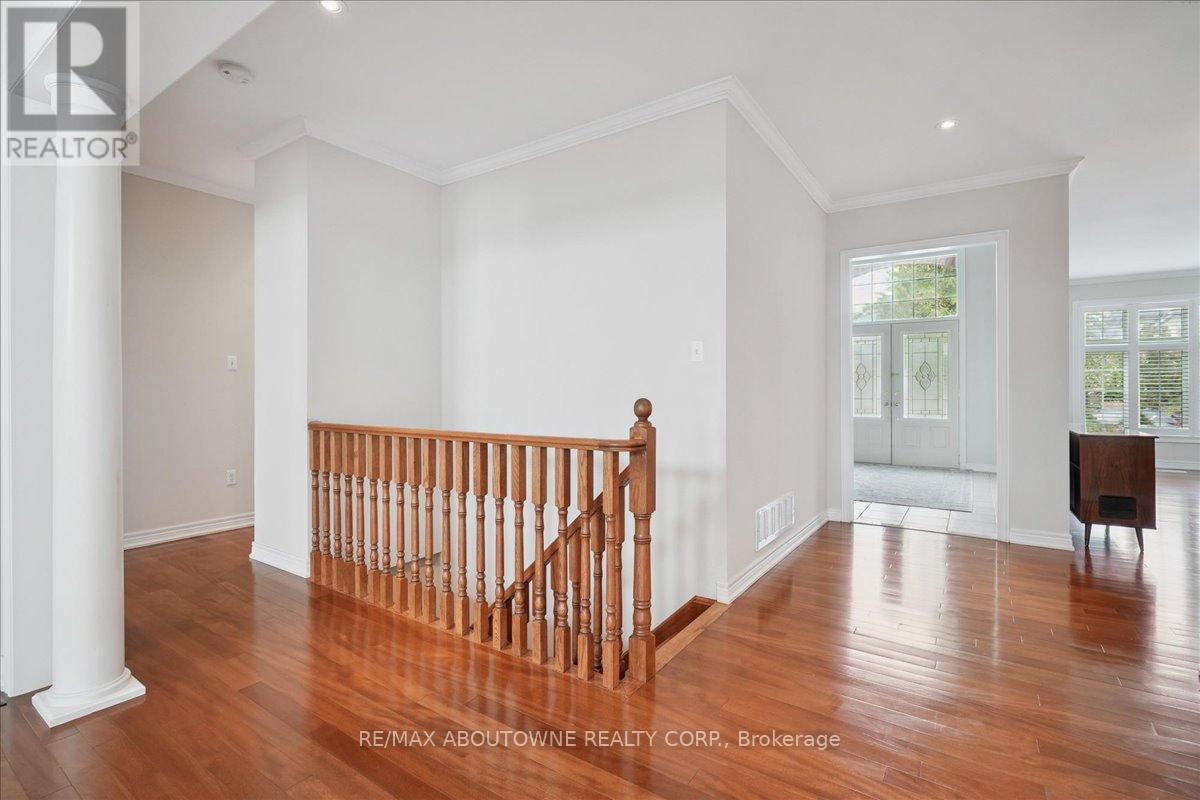 2348 Tesla Crescent, Oakville, Ontario  L6H 7T5 - Photo 22 - W12421696