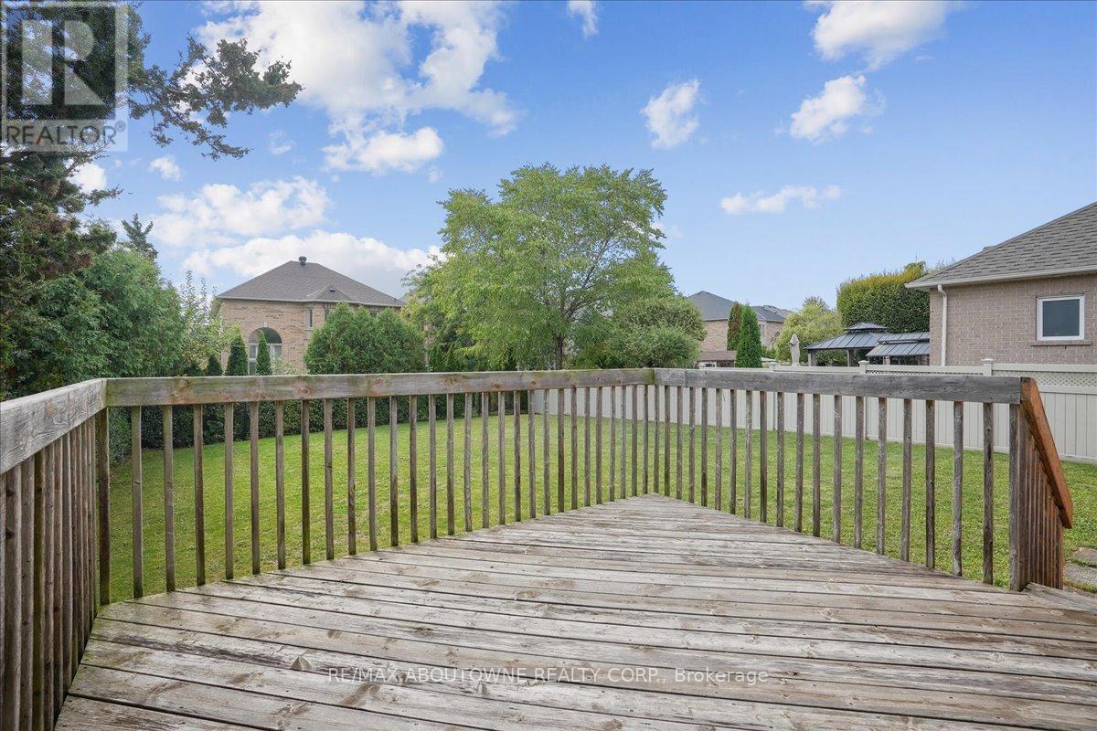 2348 Tesla Crescent, Oakville, Ontario  L6H 7T5 - Photo 34 - W12421696