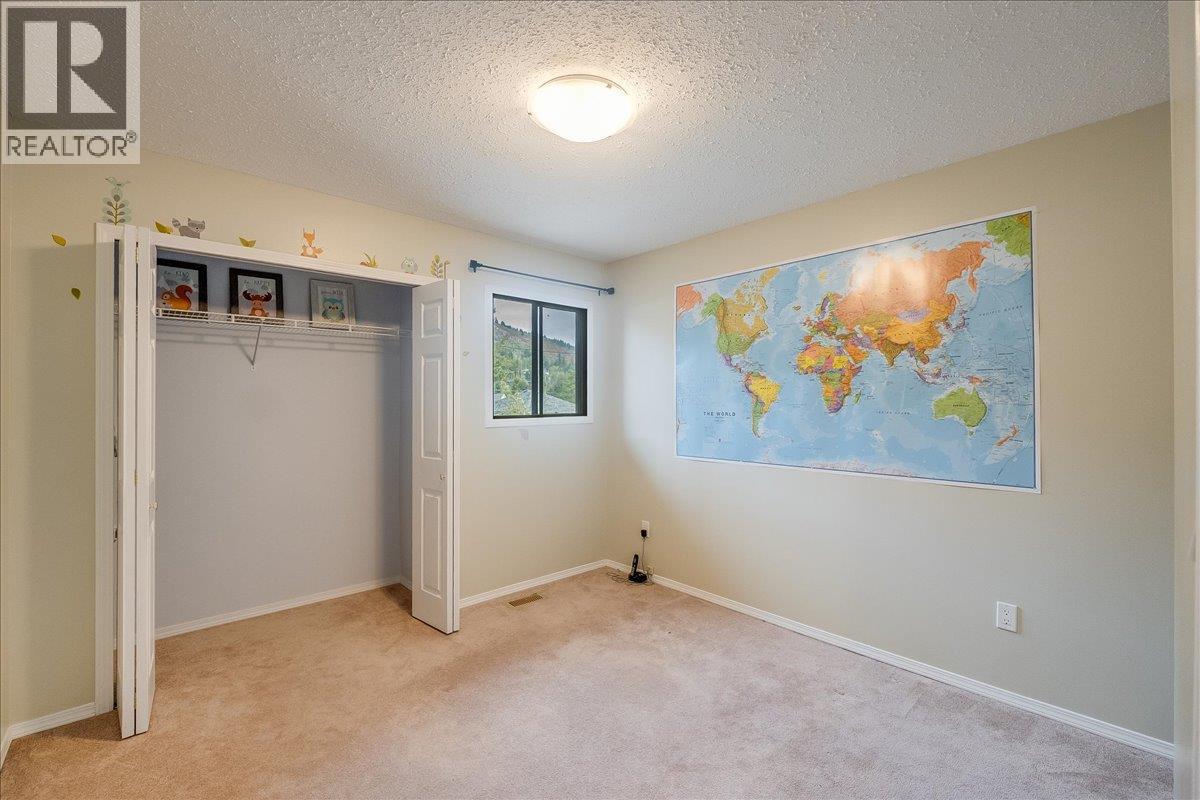 828 8th Avenue, Montrose, British Columbia  V0G 1P0 - Photo 37 - 10363145