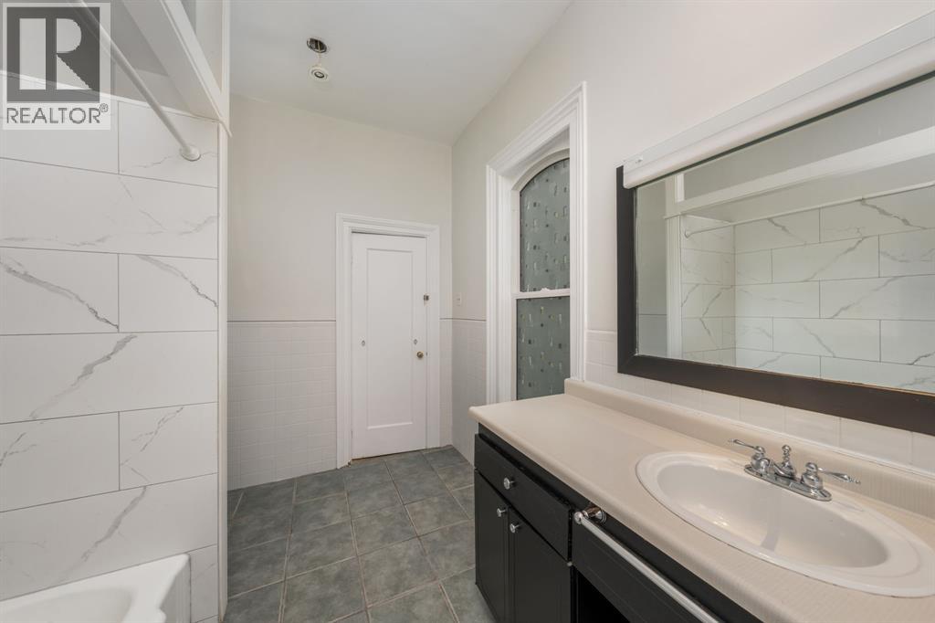 223 Brock Street North, Sarnia, Ontario  N7T 5Z5 - Photo 28 - 25022769