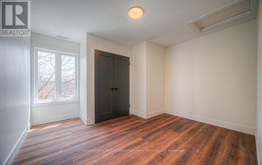 1 Bond Street, Cambridge, Ontario  N1R 4B2 - Photo 36 - X12421663