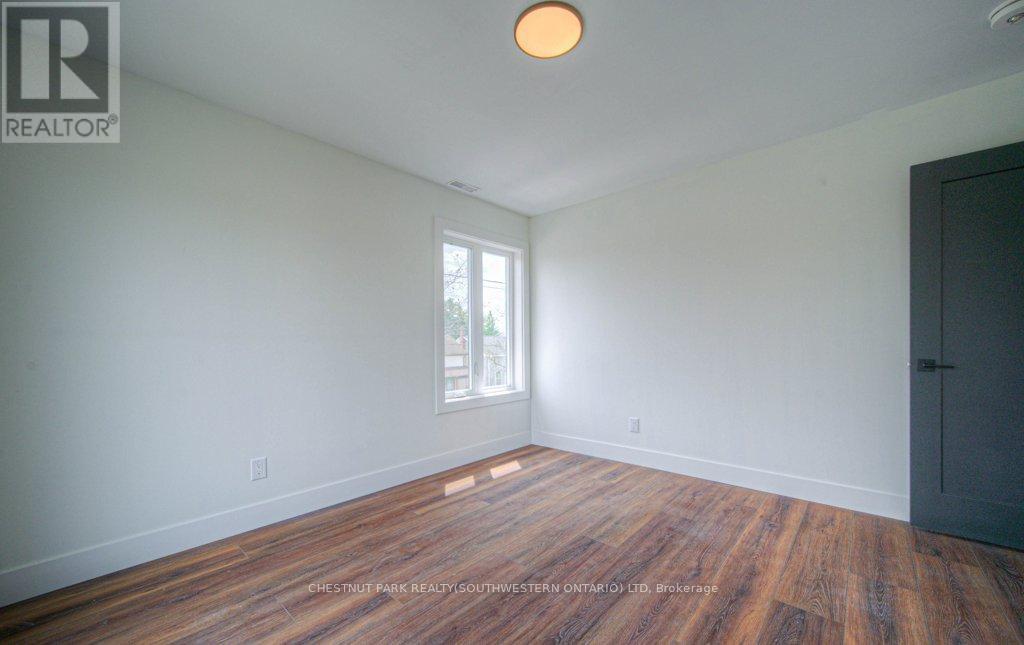 1 Bond Street, Cambridge, Ontario  N1R 4B2 - Photo 37 - X12421663