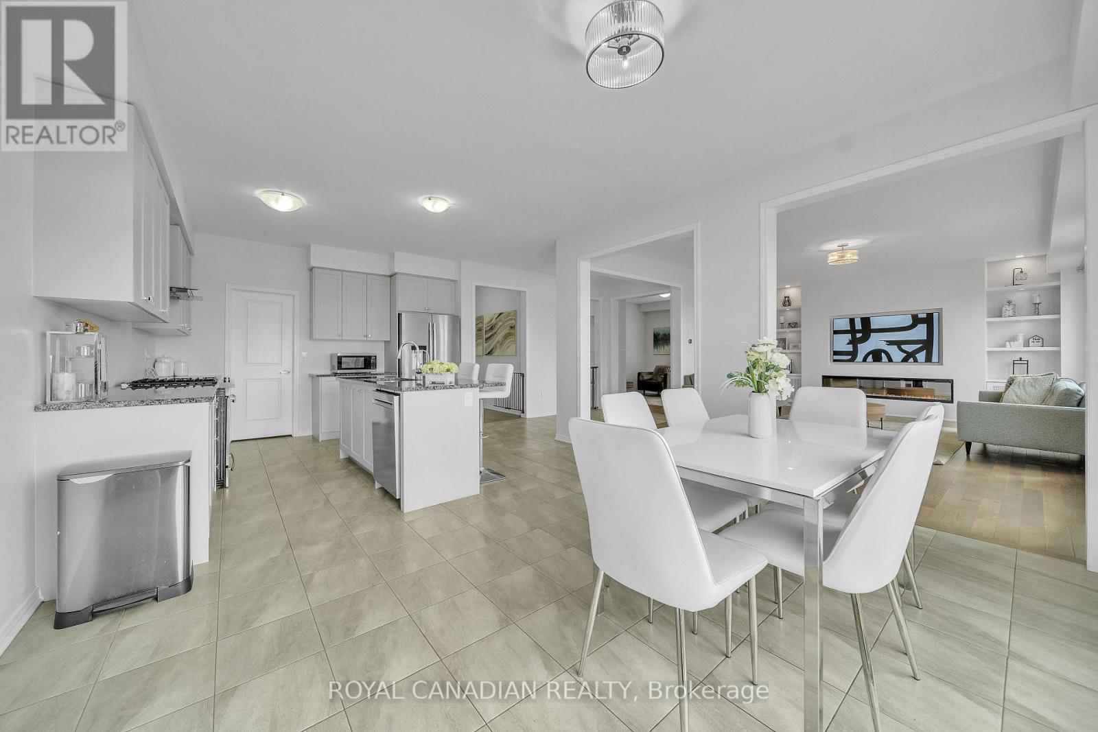 237 Kinsman Drive, Hamilton, Ontario  L0R 1C0 - Photo 15 - X12421665