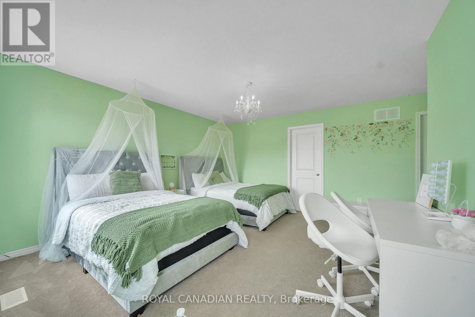 237 Kinsman Drive, Hamilton, Ontario  L0R 1C0 - Photo 26 - X12421665